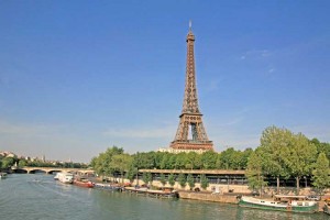 From the Louvre to the Eiffel Tower, from the Place de la Concorde to the Grand and Petit Palais, this region of Paris is a UNESCO site. 