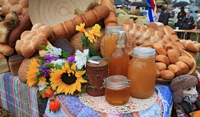 honey and bread on rural market