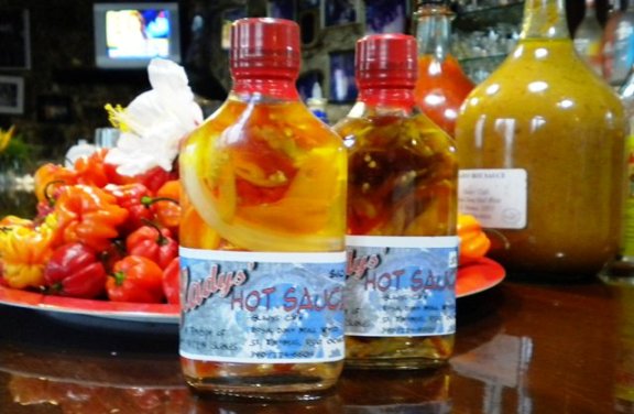 gladys-cafe-hot-sauce