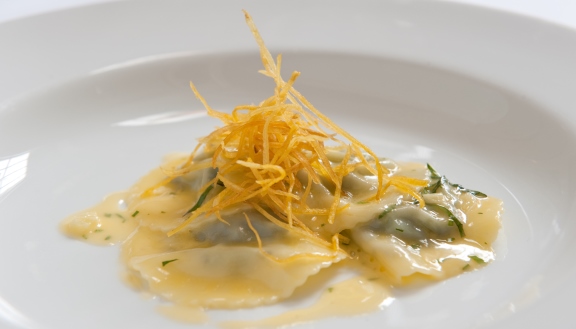 Paua Ravioli at Logan Brown in Wellington logan-brown-paua-ravioli-with-lime-beurre-blanc-and-kumera-crisps-07032014