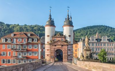 Uniworld Boutique River Cruises River Cruise - Paris to Prague