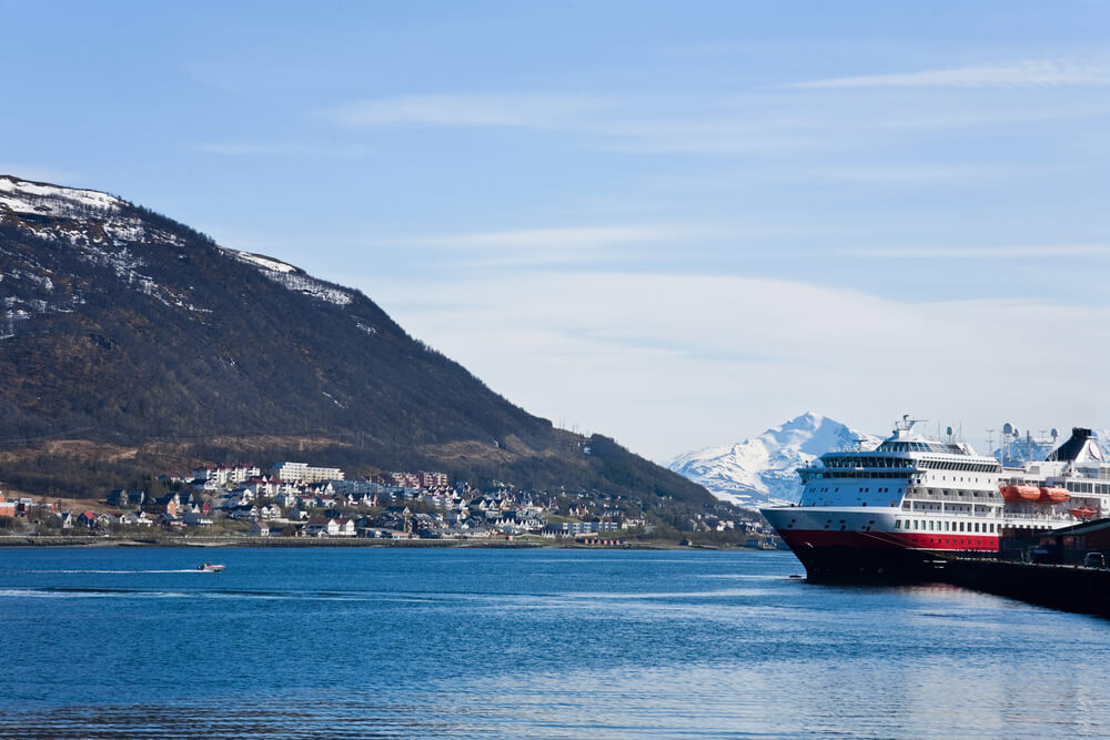 Hurtigruten cruises